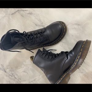 Dr. Martens 1460 Unisex Women's Men's Black Yellow Leather Shoes Boots 6.5 Comfy